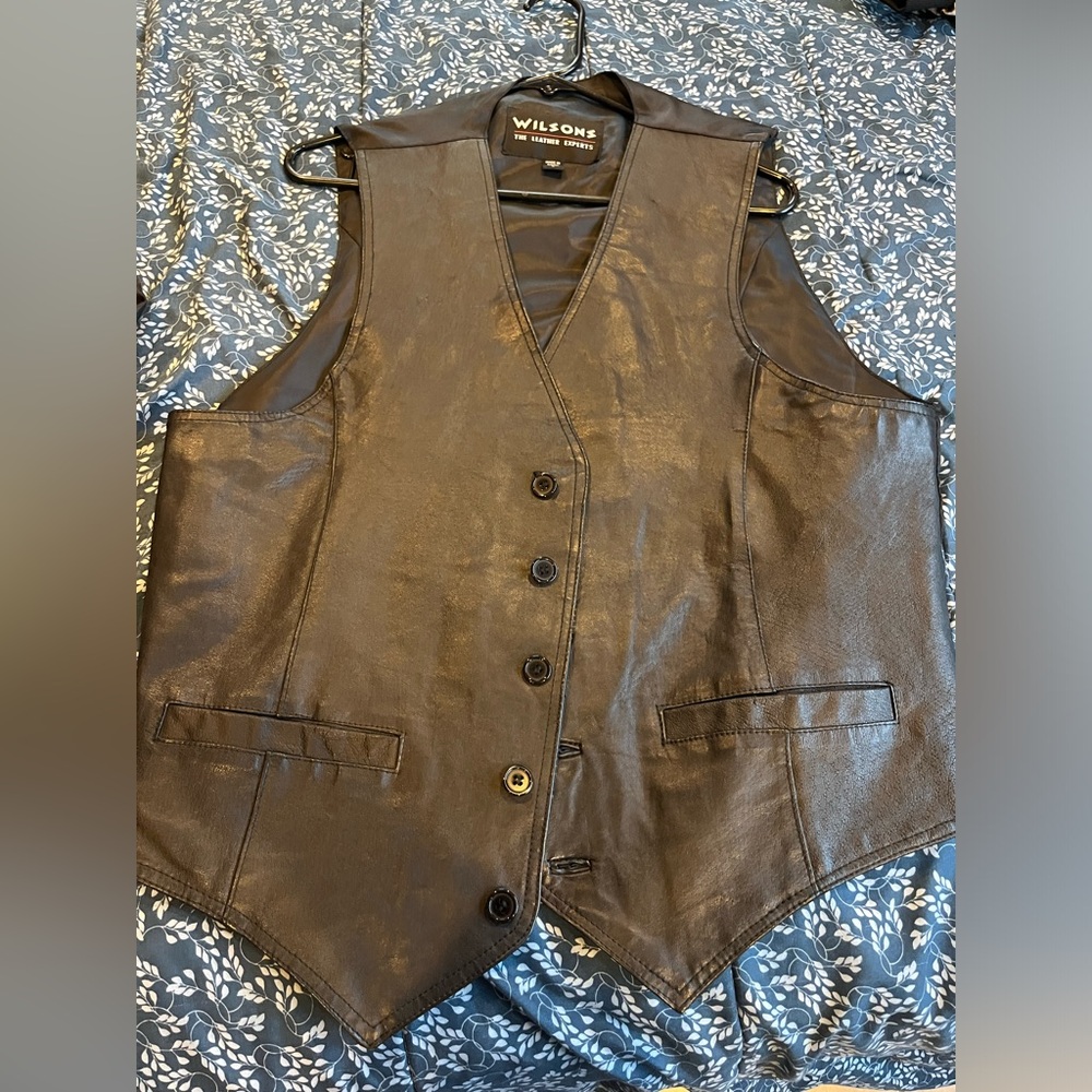 Leather vest size L